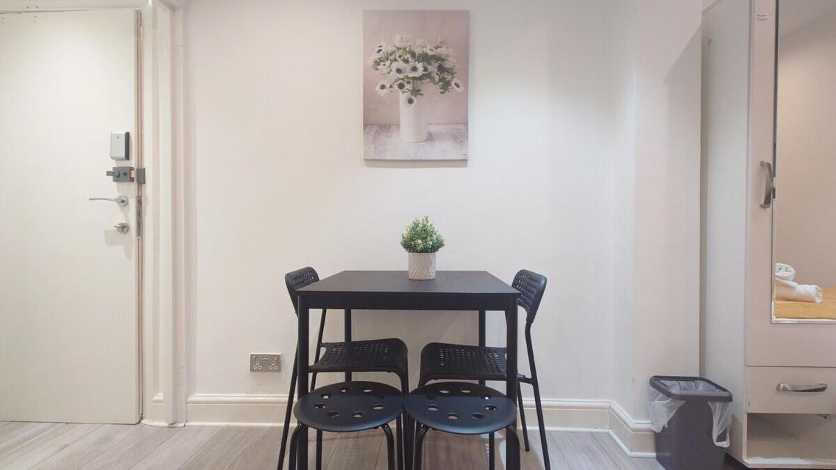 Comfort Camden Studio Apartments ロンドン 部屋 写真